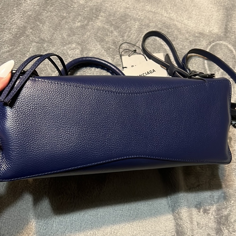 Small Balenciaga Neo City Small Navy - Picture 9 of 15
